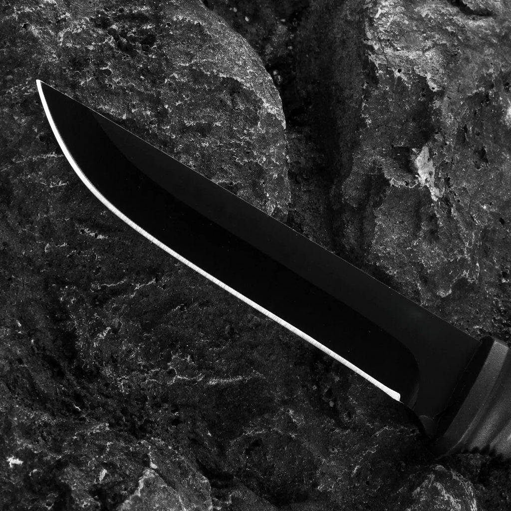 Outdoor self-defense knife, high-hardness outdoor survival knife, portable steel mountaineering knife, new for 2026